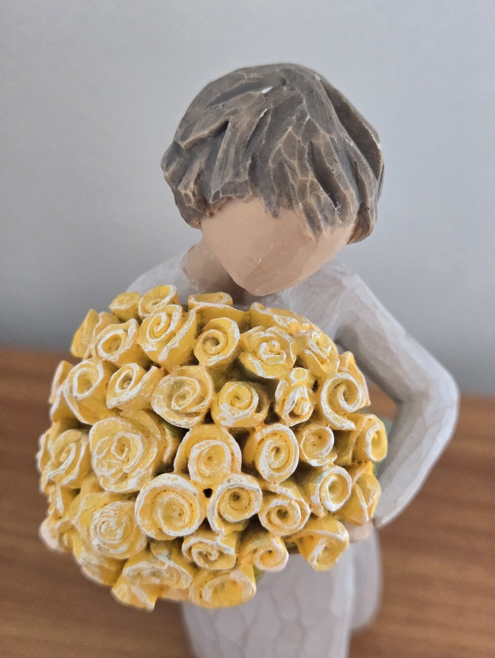 Willow Tree Yellow Roses Figure 2015 - Picture 2 of 5